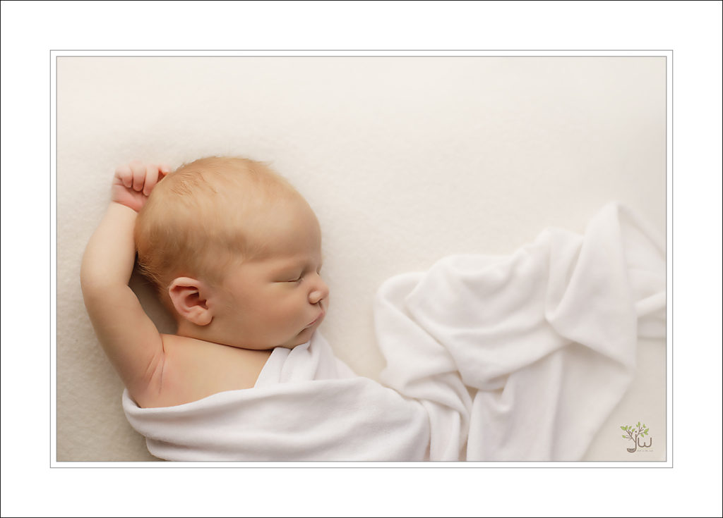 Puyallup newborn photographer